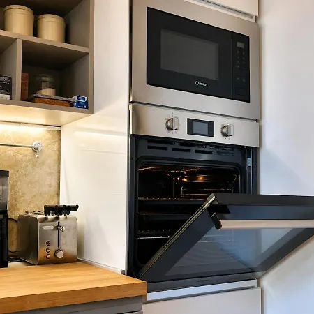 Casa Aelia Elegant 4 Guests 2 Baths Verona